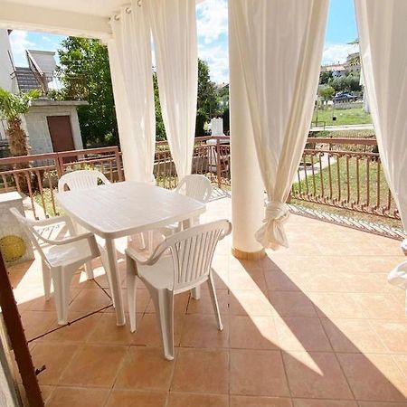 Villa Ortensie Apartments Funtana Kültér fotó