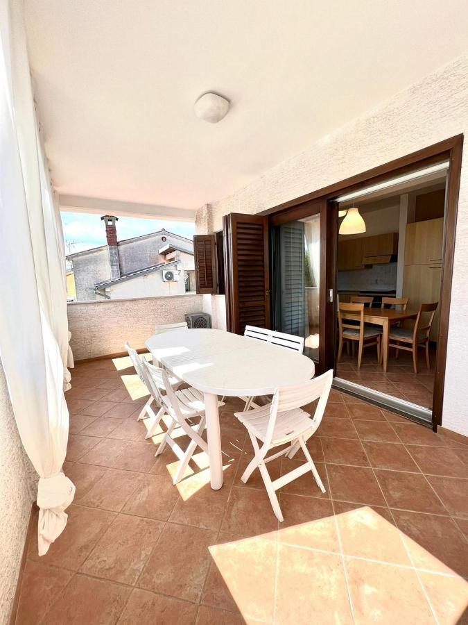 Villa Ortensie Apartments Funtana Kültér fotó